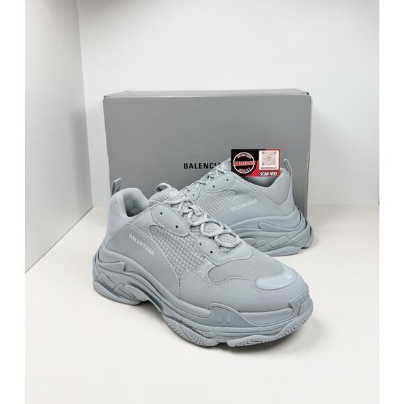 Size 47EU/14US - Balenciaga Triple S Light Blue🐋 Sneakers New/Retail $1K!